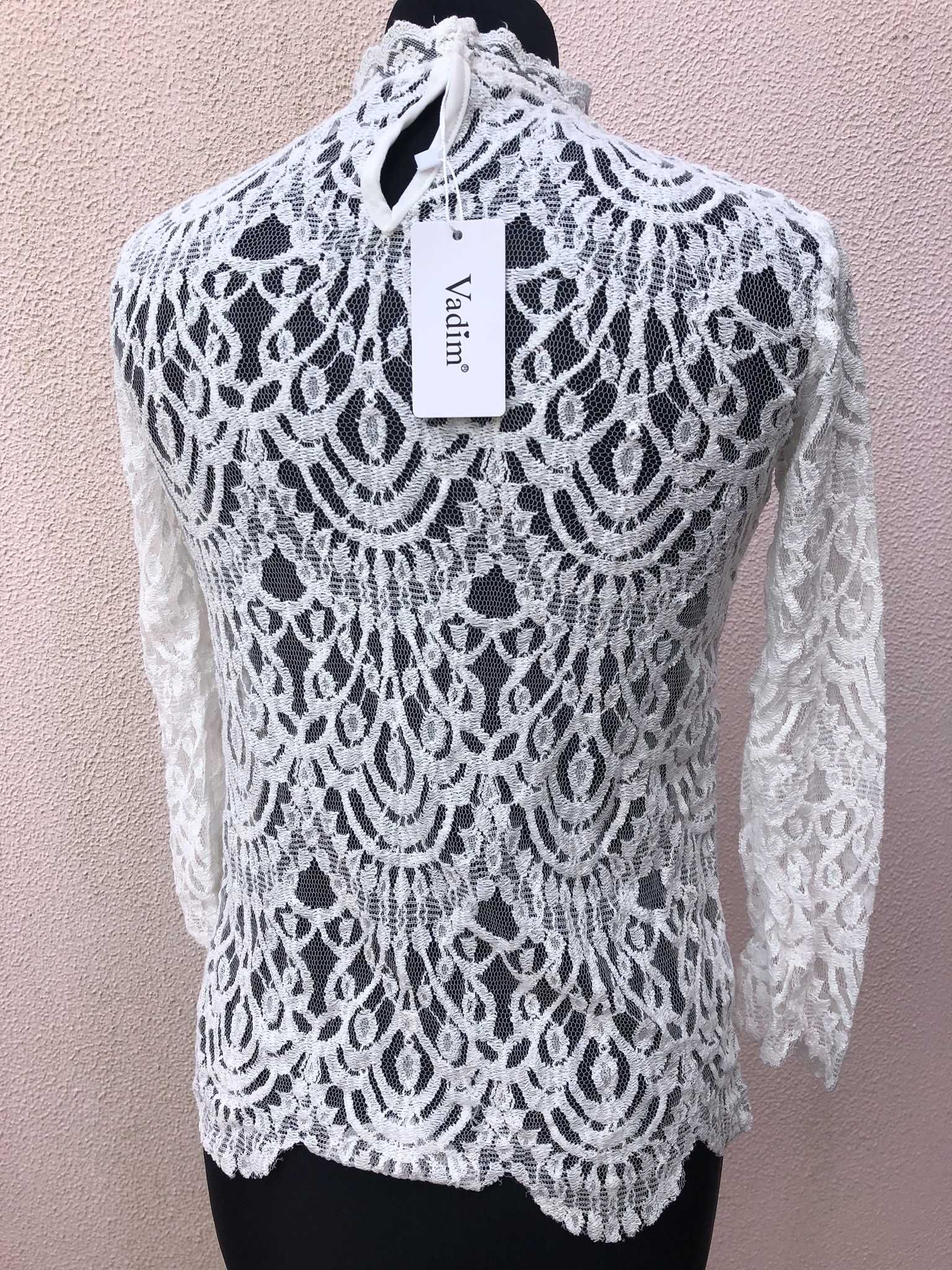 Blusa renda branca - S e M (NOVAS)