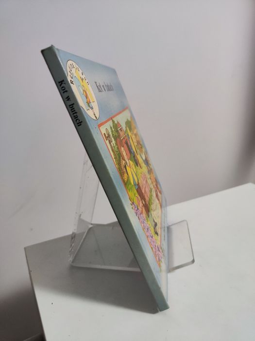 Kot w butach 1991 Polska Oficyna Wydawnicza BGW Reading is fun .