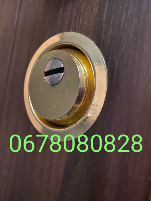 Аварийное вскрытие замков. Открытие замков авто, дверей, сейфов.