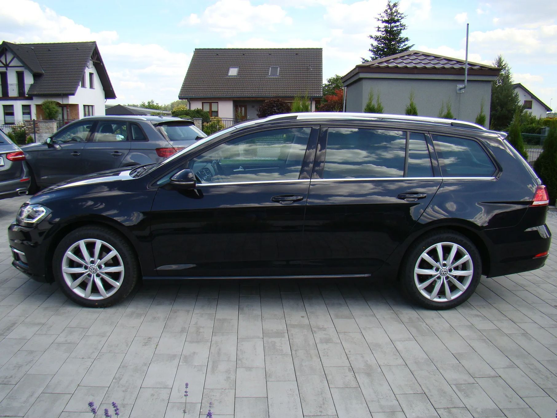 Volkswagen Golf Lampy FULL LED Front Asist Nawigacja Hak Serwis ASO Zadbany Bezwypadko