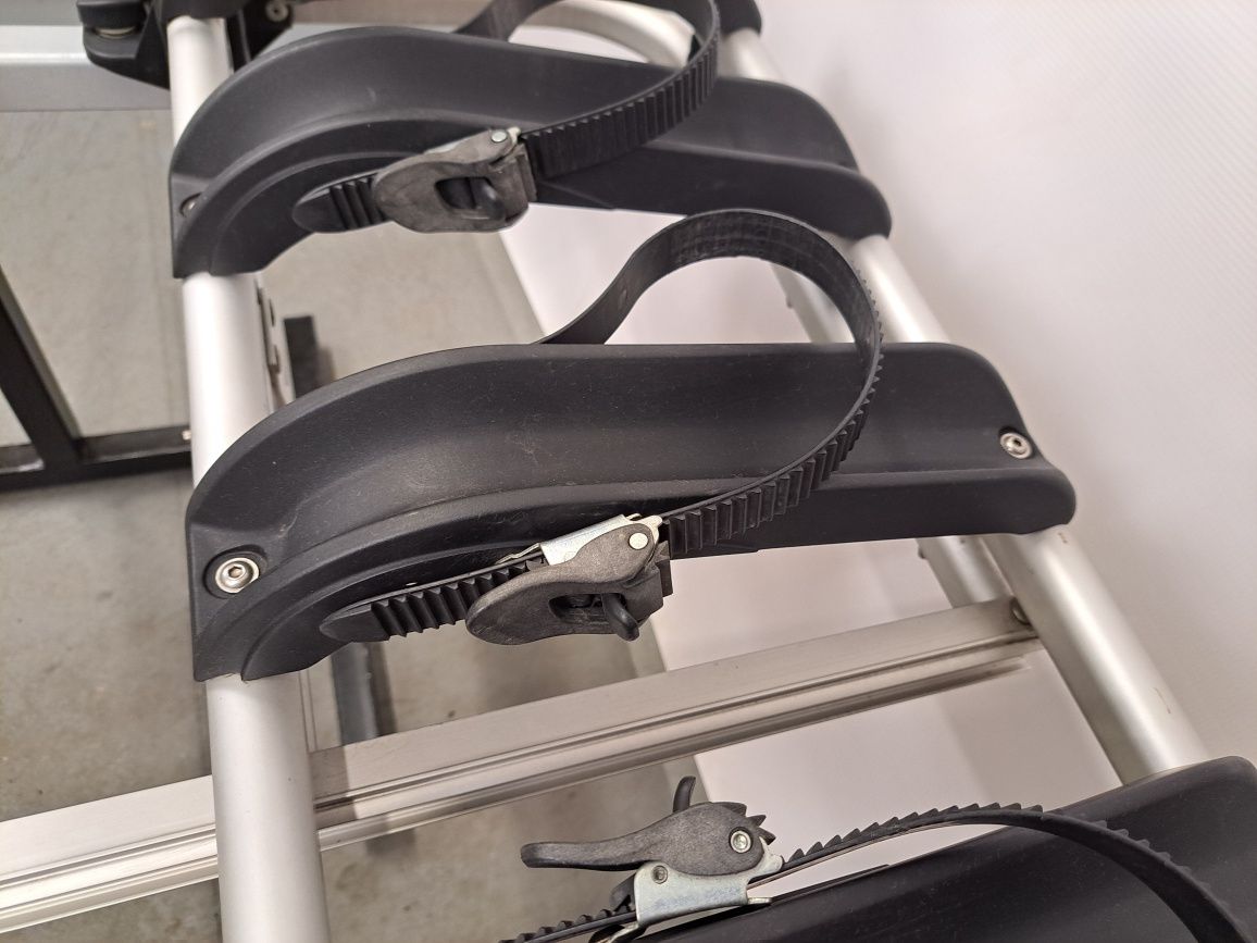 Bagażnik rowerowy Uebler P31 na 4 rowery