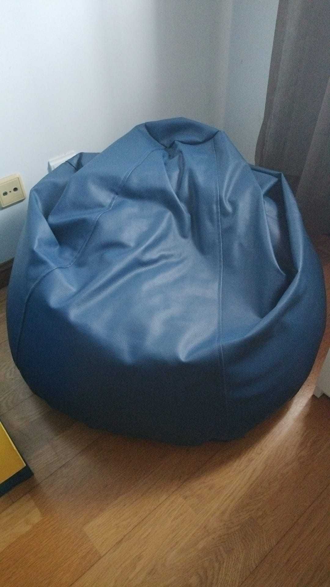 Puff azul para sala ou quarto