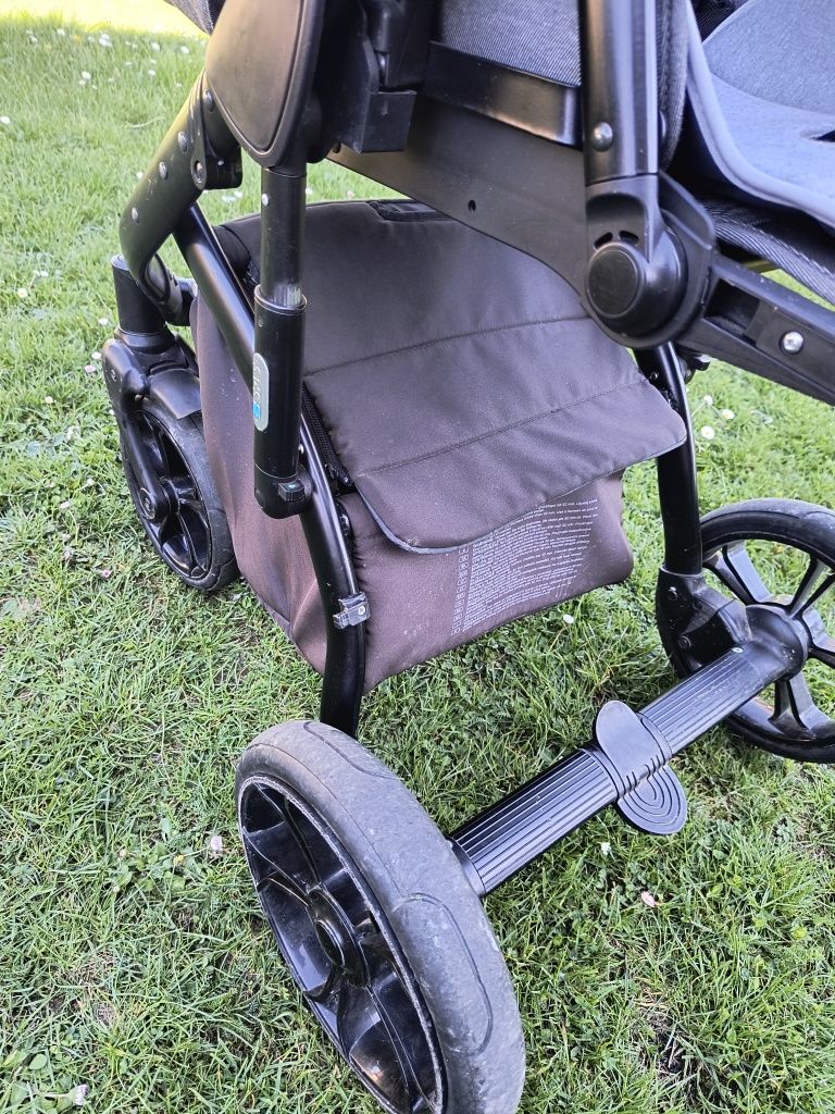 Wózek Roan Bass Soft 2w1 spacerówka gondola