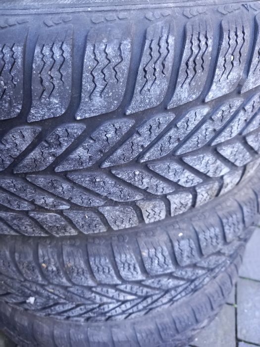 Dębica frigo 185 r15 zimowe  były w fiacie Grande