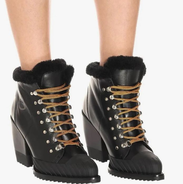 жіночі черевики казаки Chloé оригінал