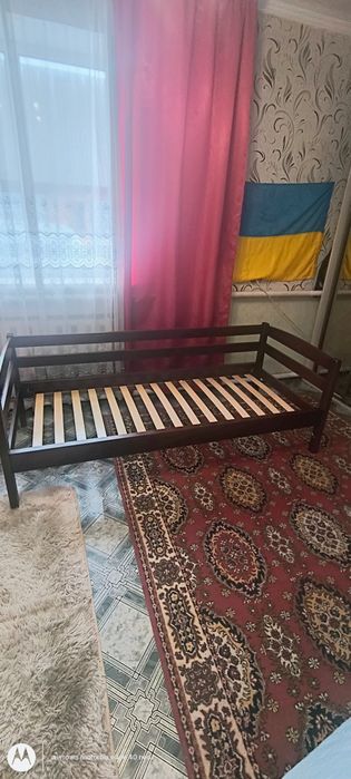 Продаю односпальне ліжко