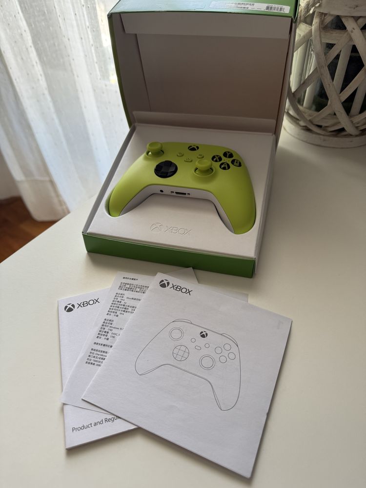 Gamepad Microsoft Xbox Wireless Verde Elétrico