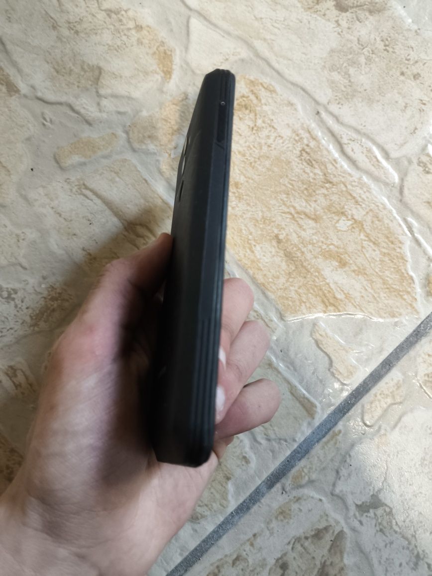 Telemóvel Homtom S99 com capa e carregador