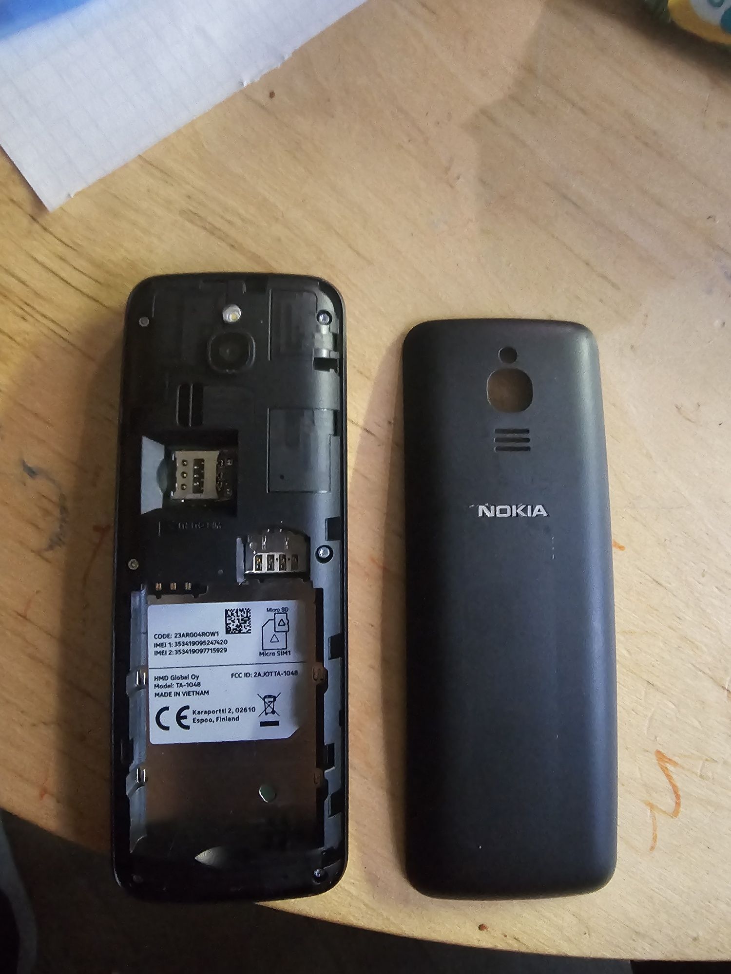 Nokia 8110.  4G.