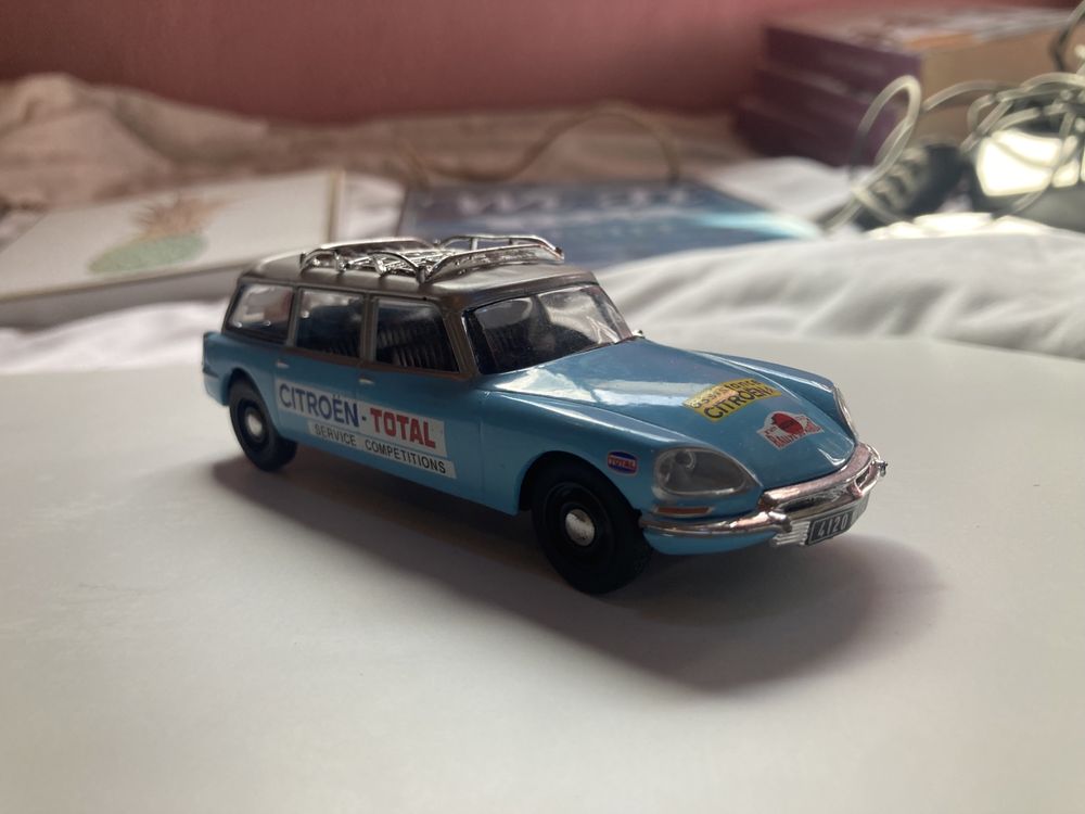 Vendo miniaturas de carrinhos de coleção