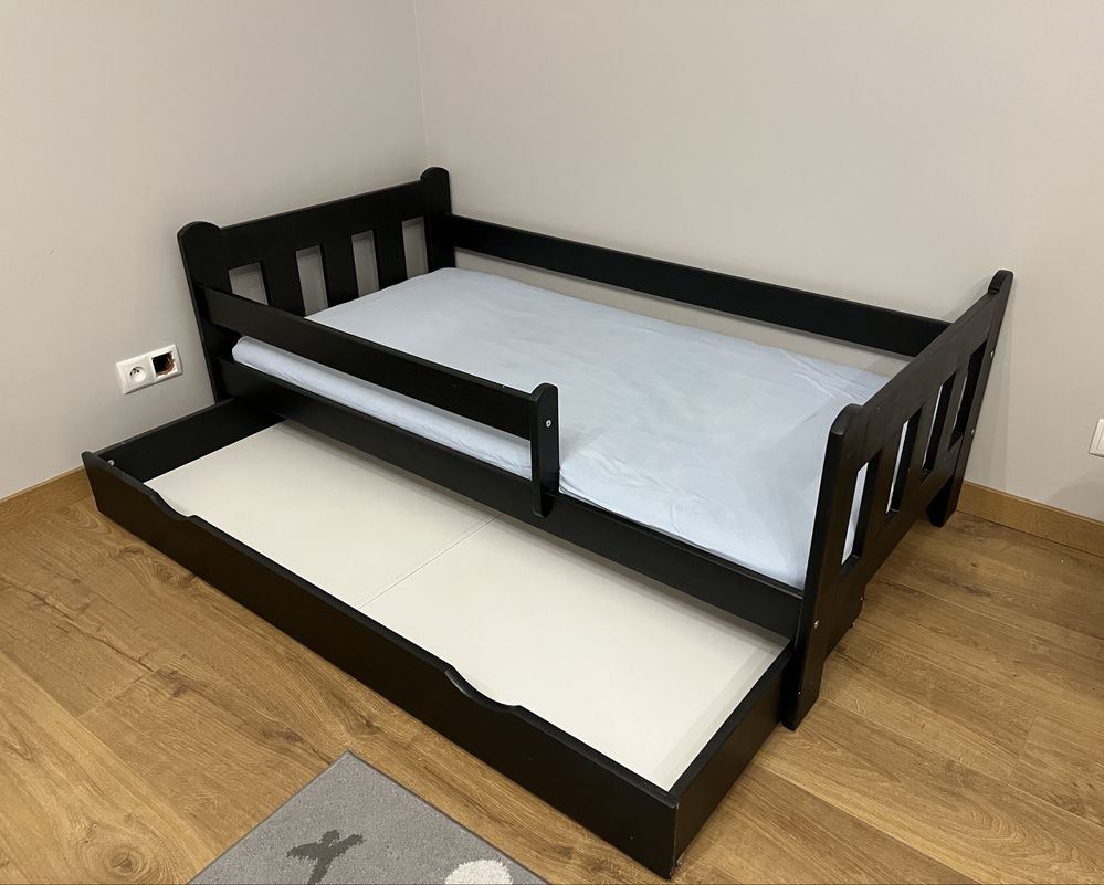 Dziecięce łóżko sosnowe z szufladą 80x160 + materac
