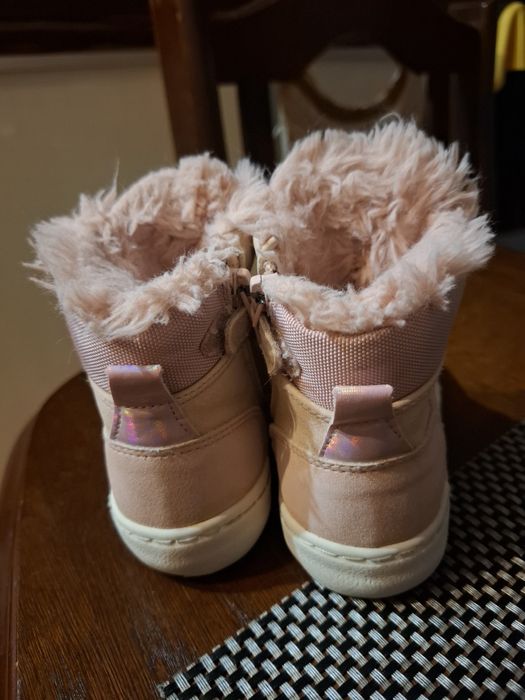 Buty za kostkę dla dziewczynki