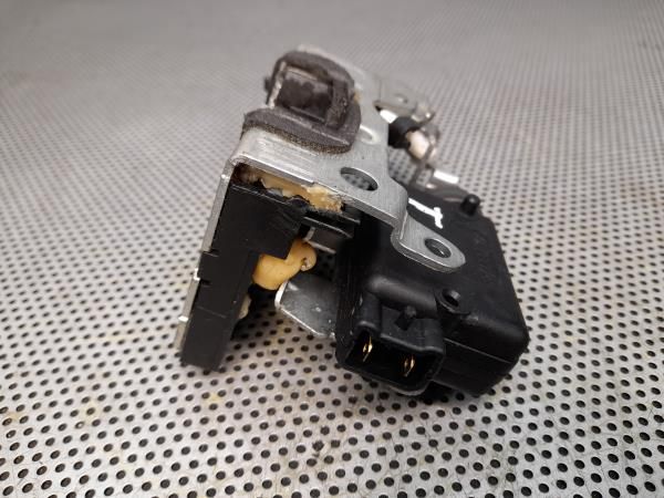 Fechadura / fecho porta trás esquerdo DACIA Sandero (BS_)