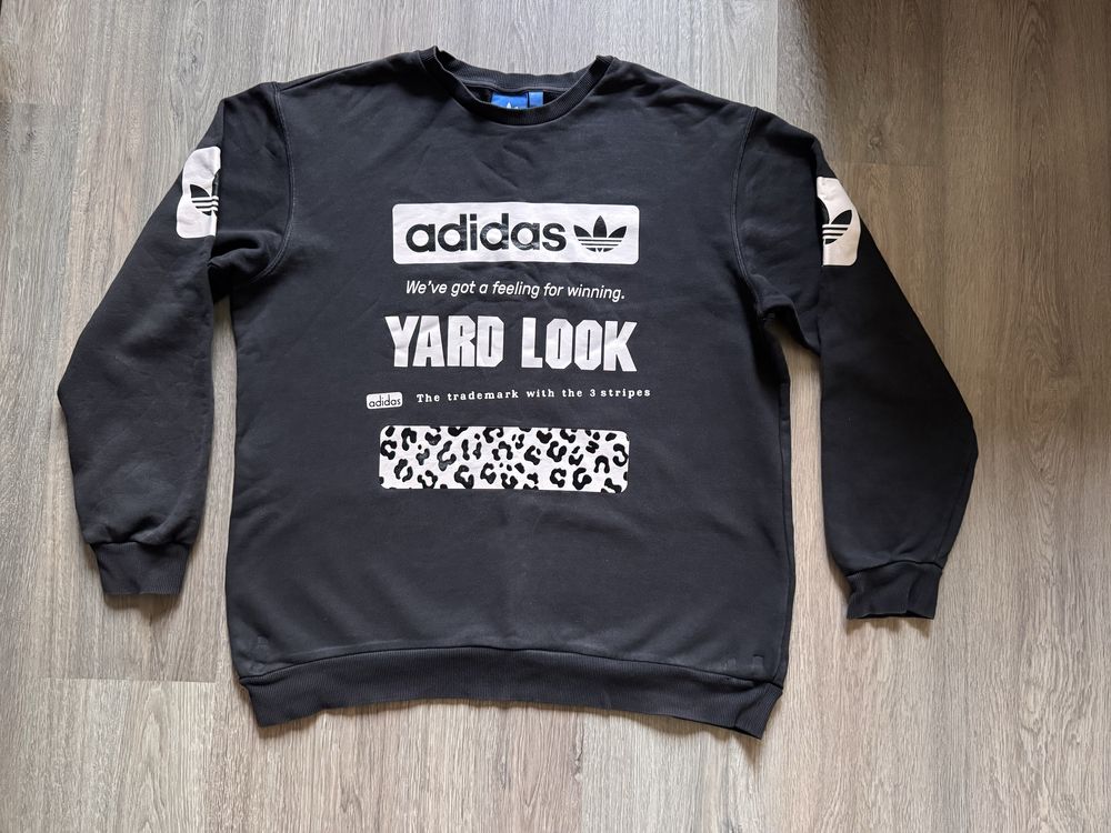 Кофта Adidas. Розмір L
