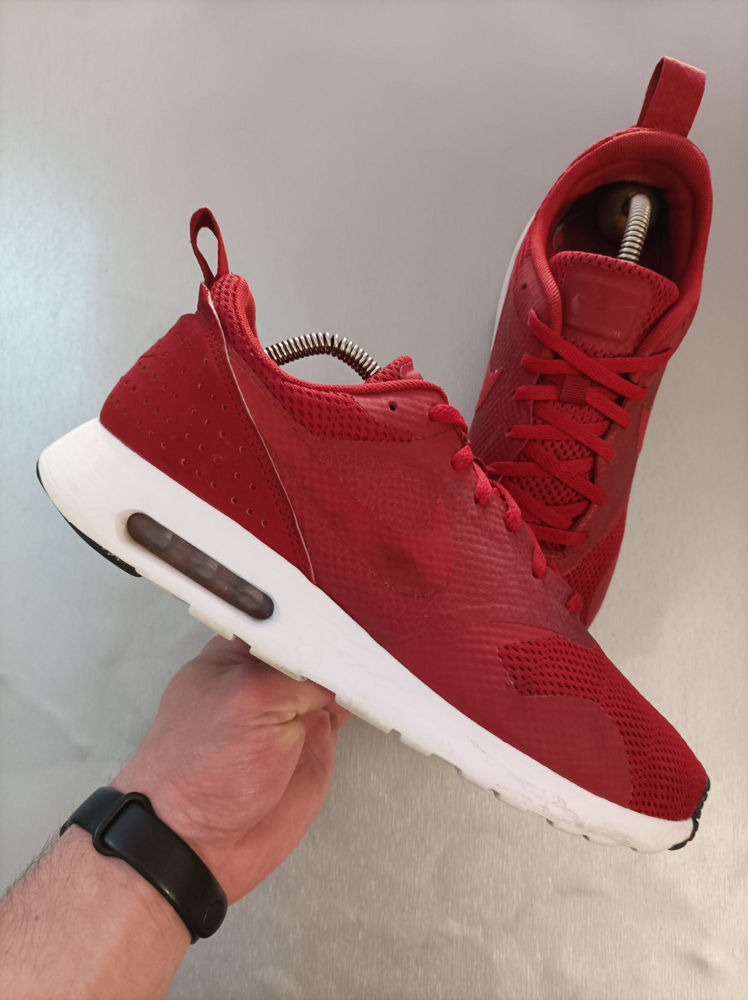 Кроссовки Nike Air Max Tavas Red
ОРИГИНАЛ 
Отлично подходят для заняти