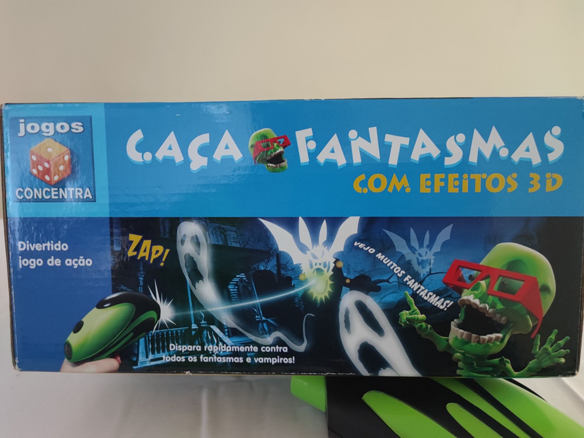 Caça Fantasmas Concentra com Pistola 3D