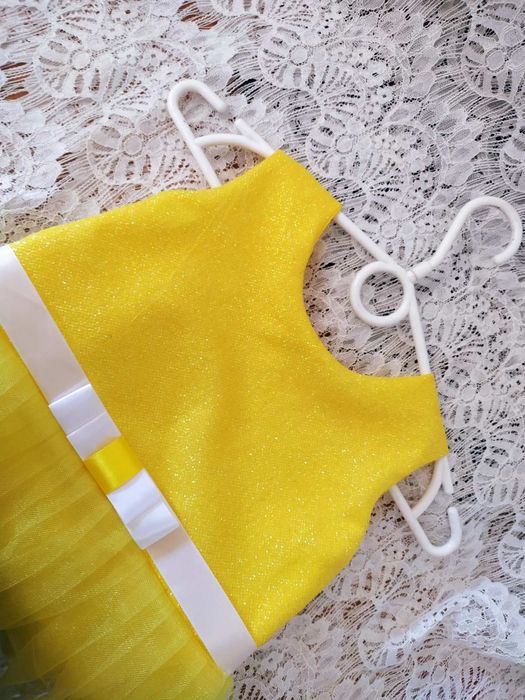 Платье желтое на девочку 4-6 лет. Сукня Сонечко