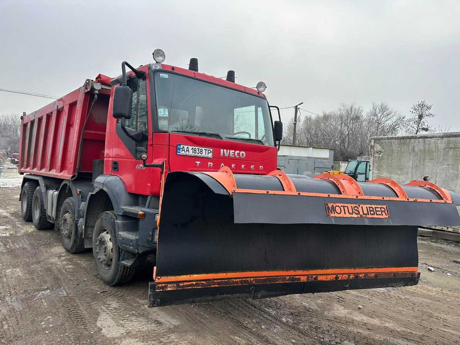 Відвал для прибирання снігу MOTUS LIBERI