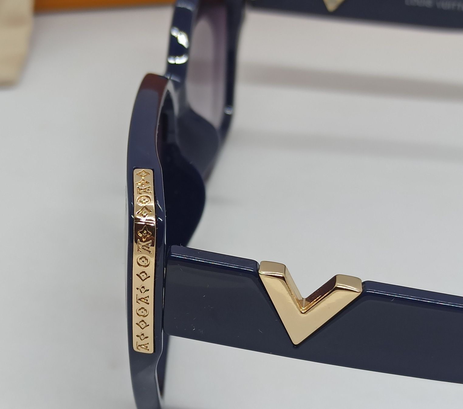 Louis Vuitton хитовые очки женские синяя оправа линзы серо фиолетовые