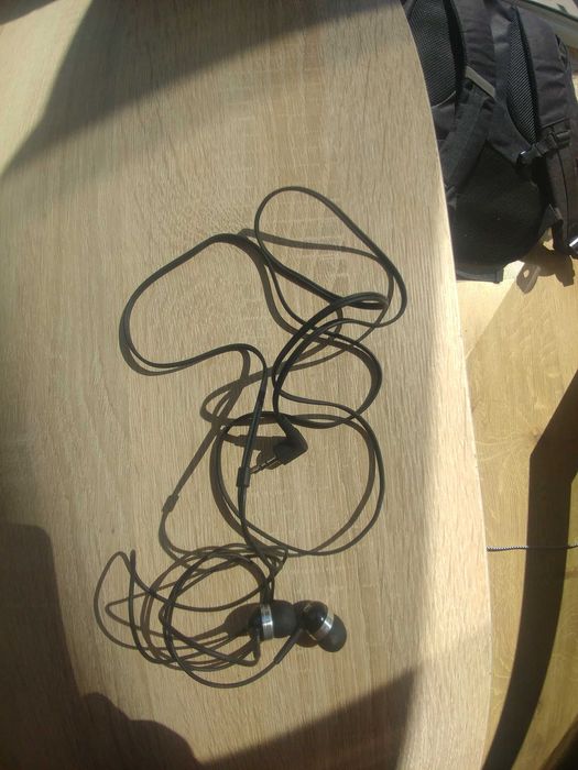 oryginalne słuchawki douszne Sennheiser na wtyk 2.5 mm (mały jack).