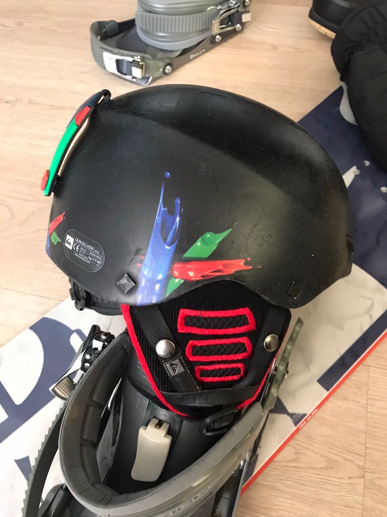 Сноуборд(snowboard) Yes Typo 2017 год 162см, боты, крепы, шлем