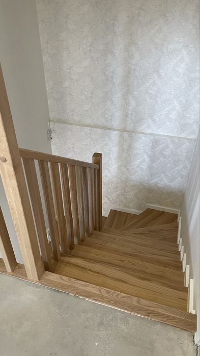 Вироби з дерева Фарбування Сходи з дерева Якісно