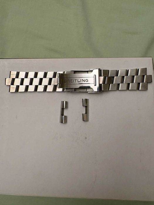 Breitling Avenger Skyland codice referenza A13380