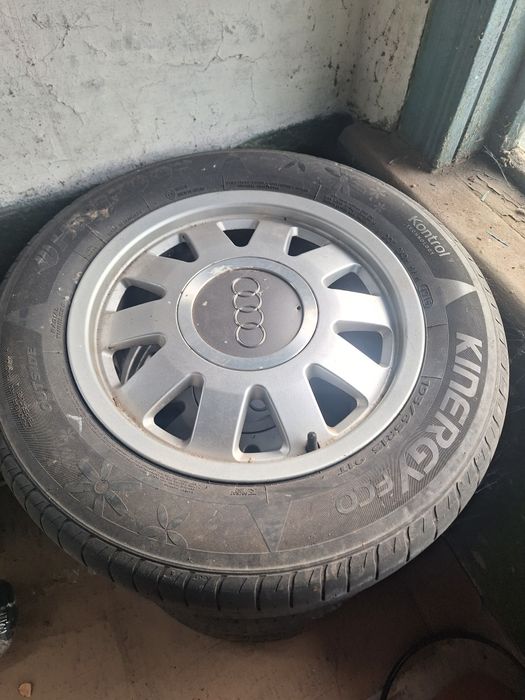 Продам Автошини 195/65 R15 з титановими дисками в Комплекті