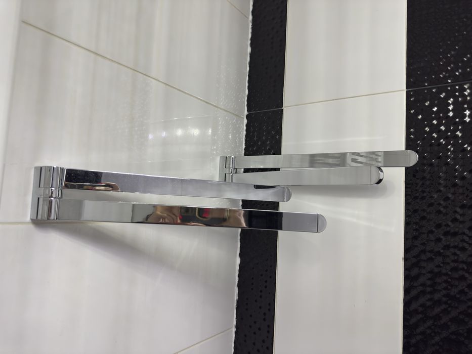 Wieszaki chromowane na ręczniki dwuramienny 1szt