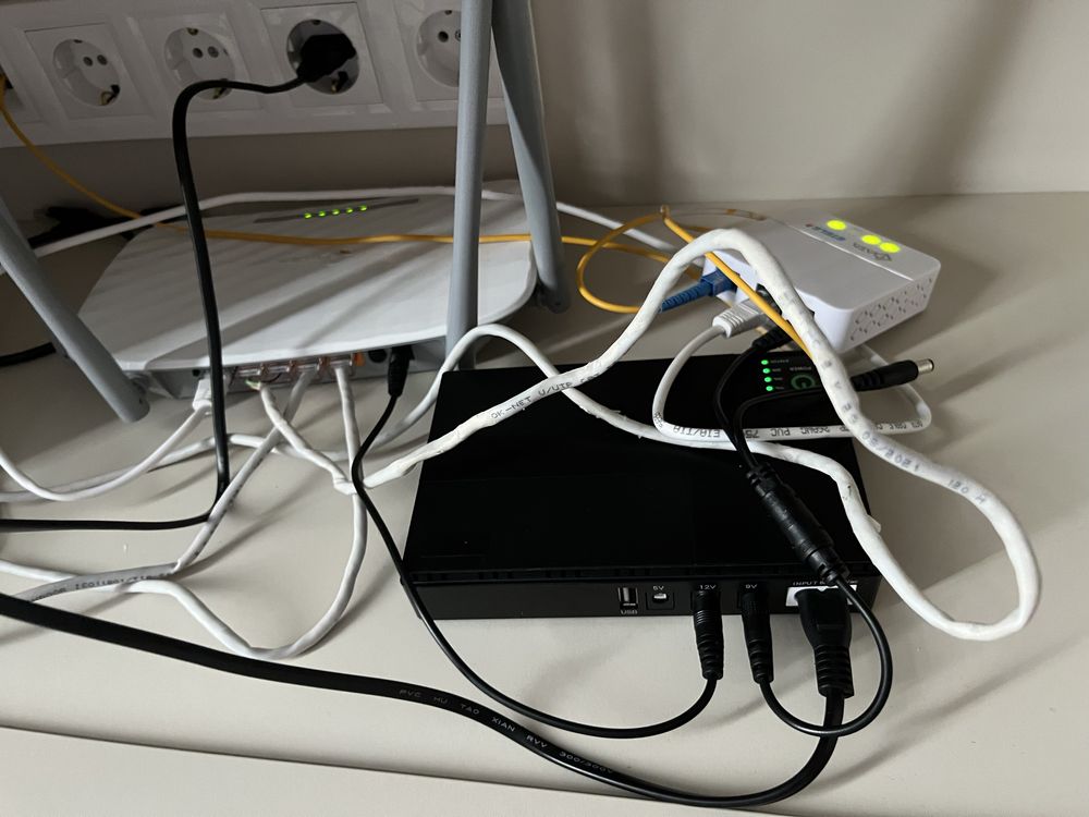 Повер банк для роутера Dc 8800 mAh