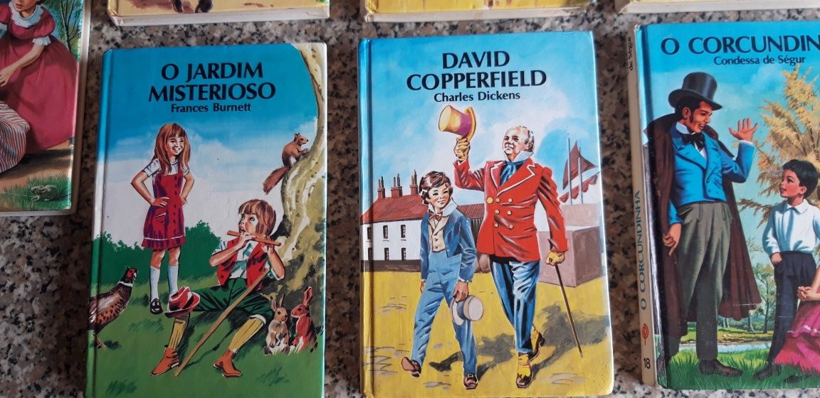 Conjunto de 9 Livros Infantis Antigos Círculo de Leitores