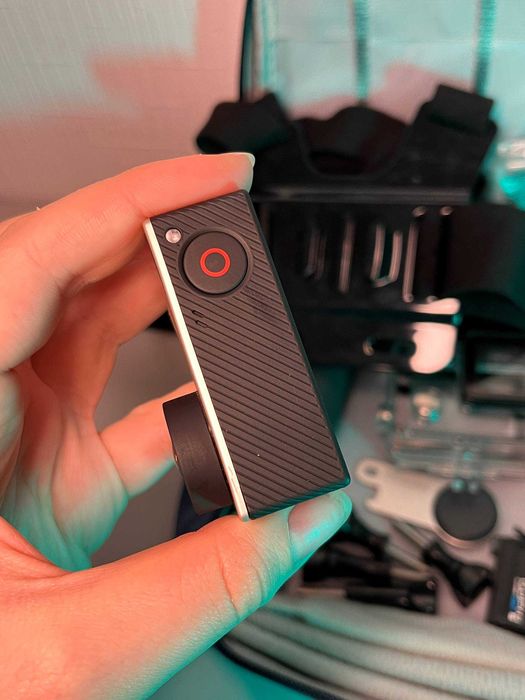 Екшн-камера GoPro Hero 4 з кейсом