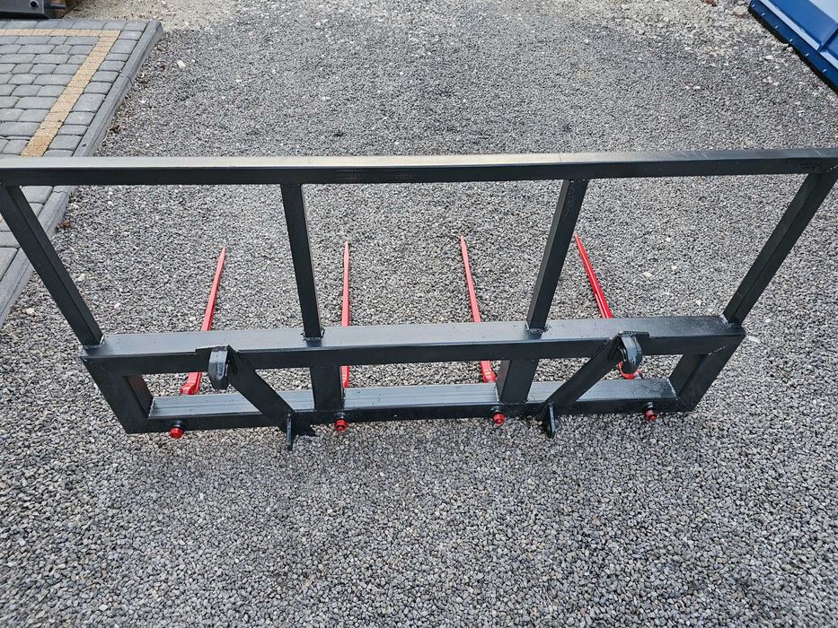 Ramka chwytak do bel, na dwie bele widły podnośnik do słomy 4 kły NOWE