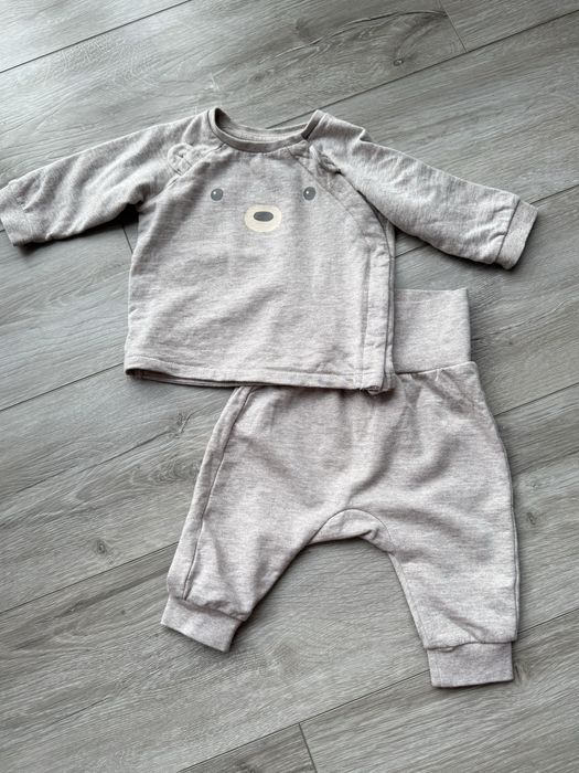 Костюм h&m теплий, 62 розміру на дівчинку або хлопчика!