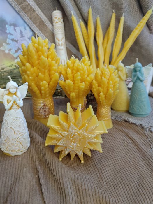 Воскові свічки. Восковые свечи. Різдвяні новорічні