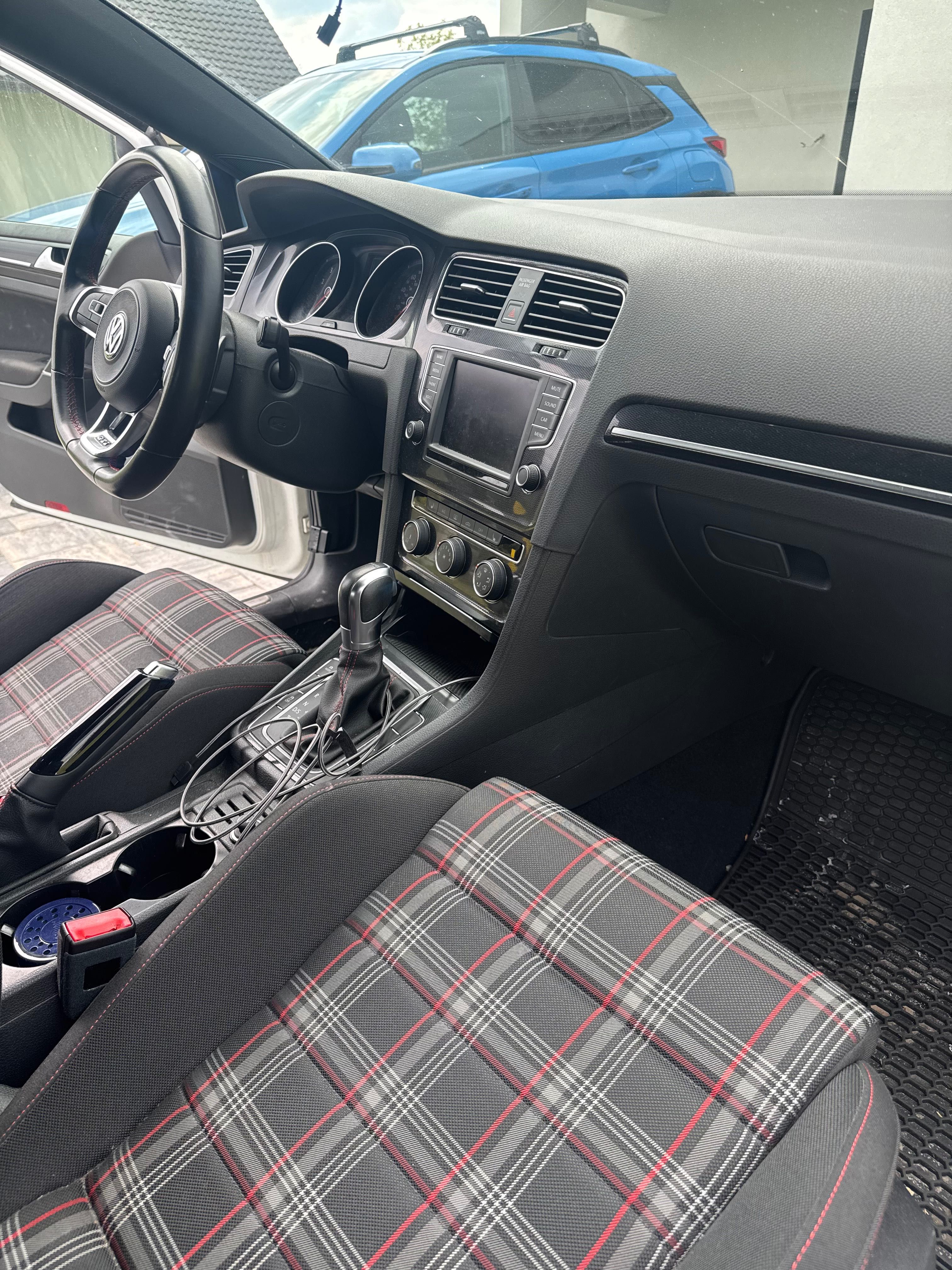 Volkswagen Golf GTI DSG Stage 1 - APR