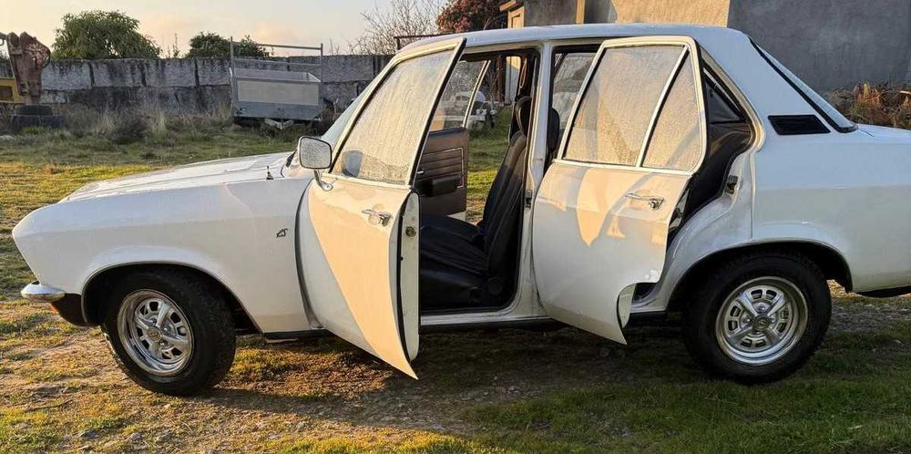 Opel Ascona 1.2 clássico