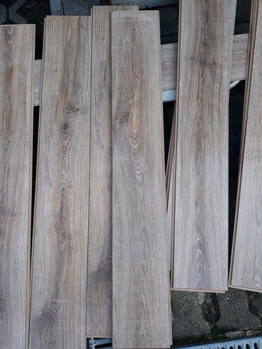 Panele z demontażu piękny wzór dąb rustykalny 13m2 całe plus kawałki