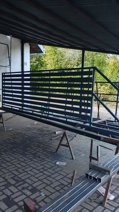 Brama przesuwna solidna