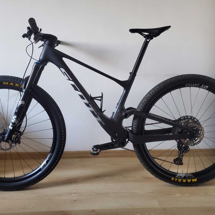 SCOTT SPARK RC TEAM na kołach DT SWISS XRC 1501 rozm. M