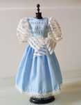 Vestidos para bonecas Suzy, Sindy ,Darling, Tucha,etc...7€ cada.