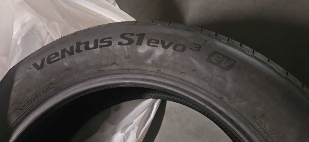 opony letnie Hankook Ventus S1 Evo3 Ev 235/55R19