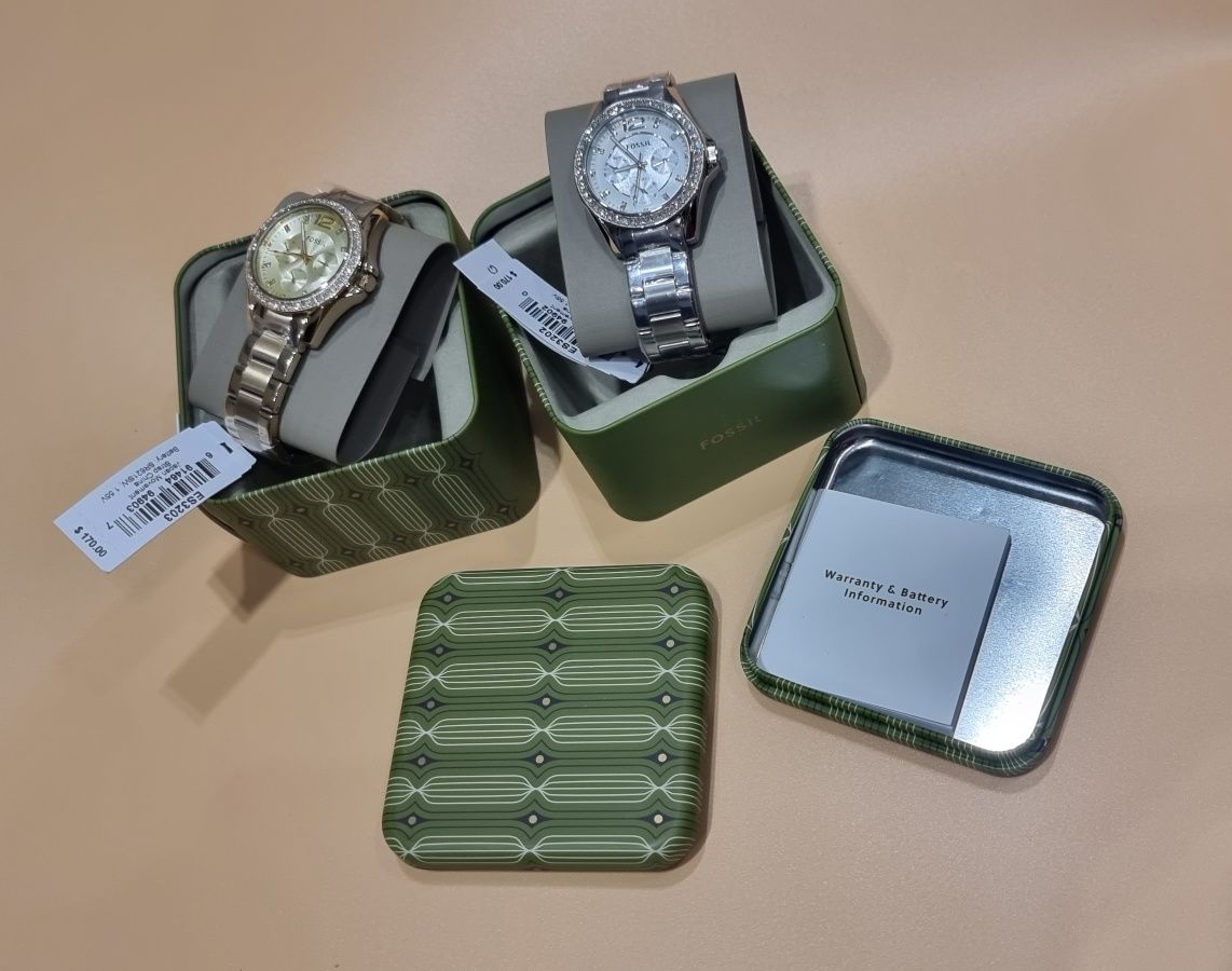 Часы женские Fossil