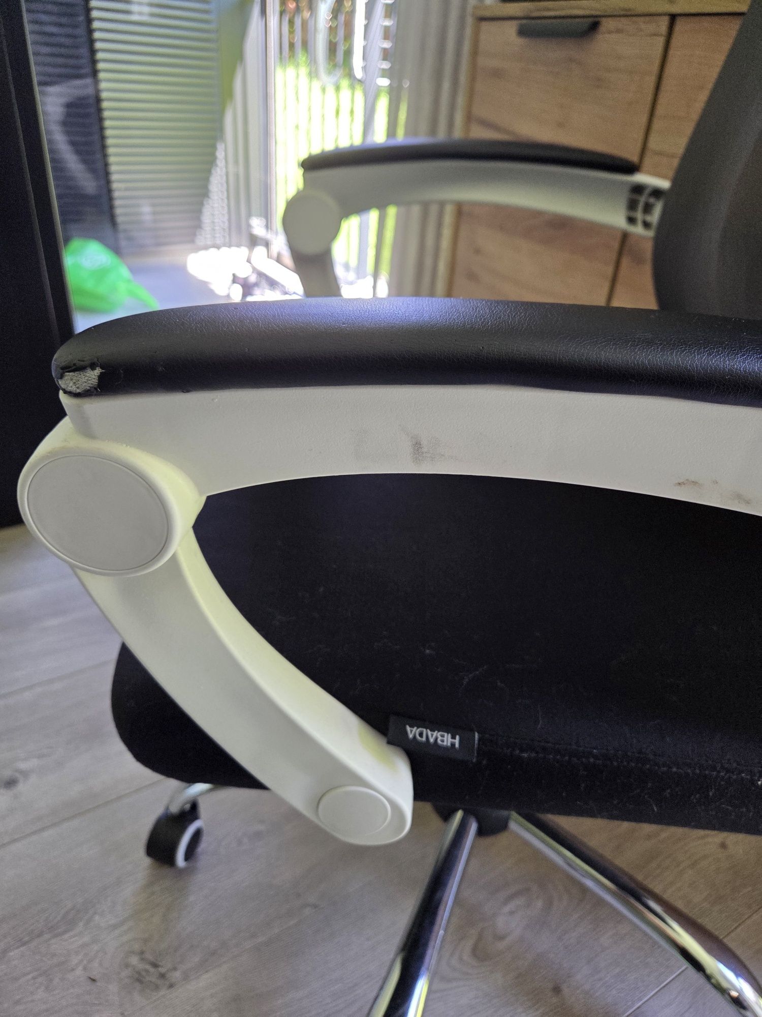 Cadeira ergonómica com apoio de pés Hbada