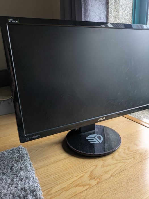 Monitor Asus 24" VG248QE 144Hz 1ms 3D C/ Cabo DVI-D e HDMI