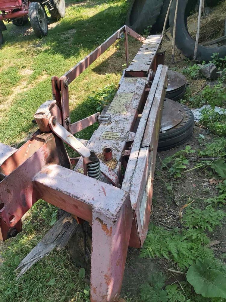 Продам роторну косарку