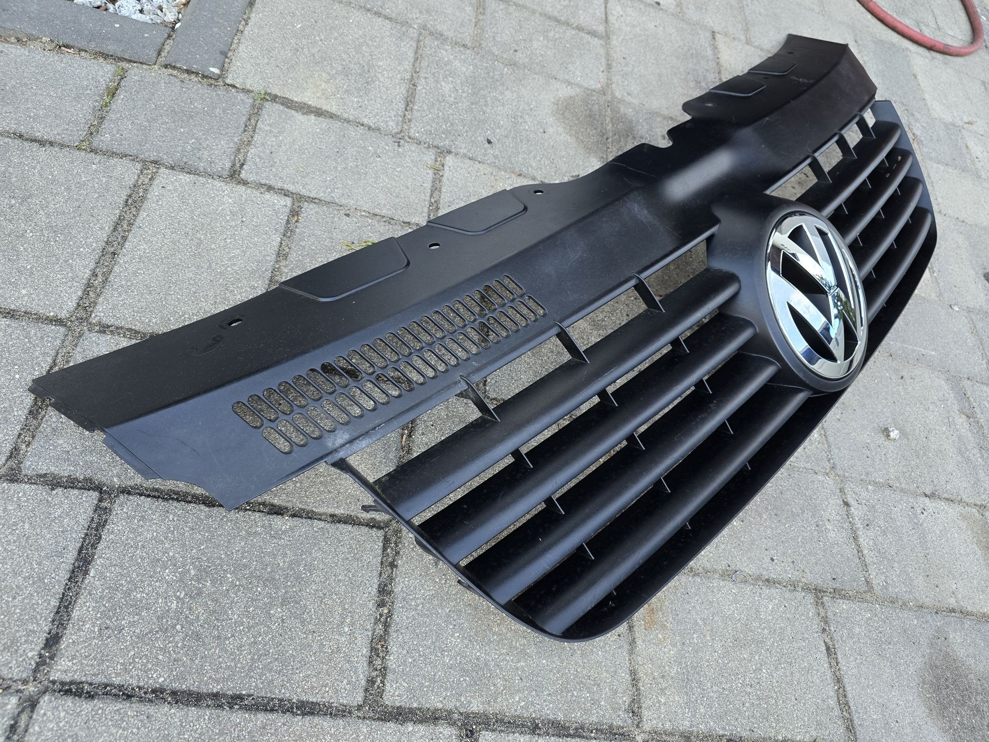 Grill atrapa Transporter T5 VW