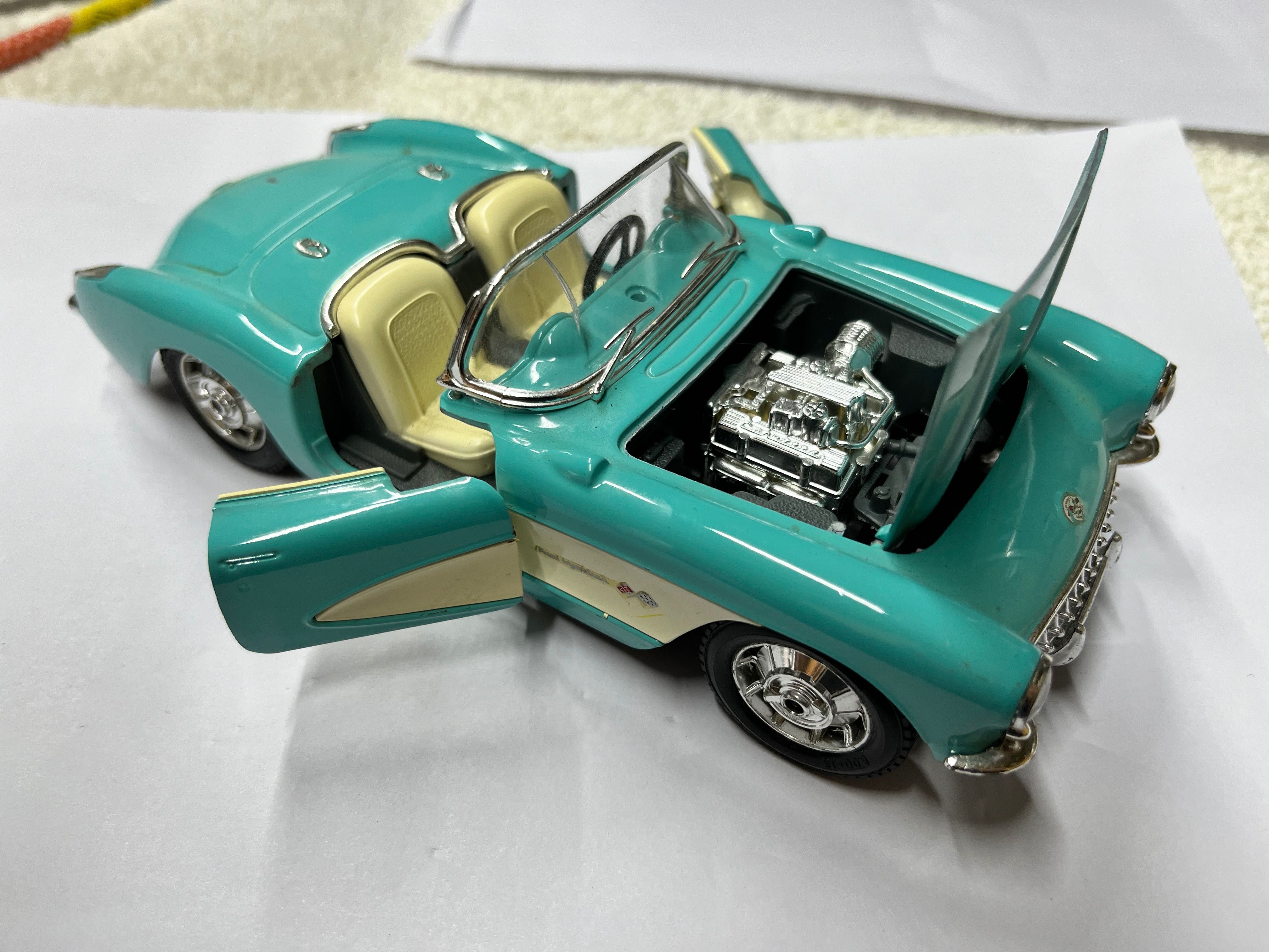 Model auta Autko dla dzieci CHEVROLET CORVETTE 1957