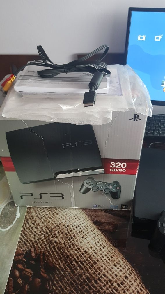 Konsola Sony PS3 Slim