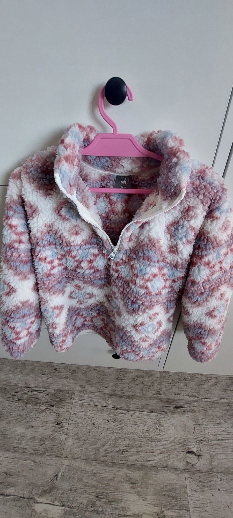 Bluza ciepła rozmiar 122-pepco-stan bardzo dobry